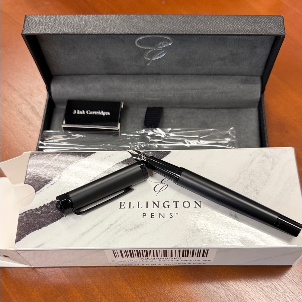 Ellington Fountain Pen with Presentation Box